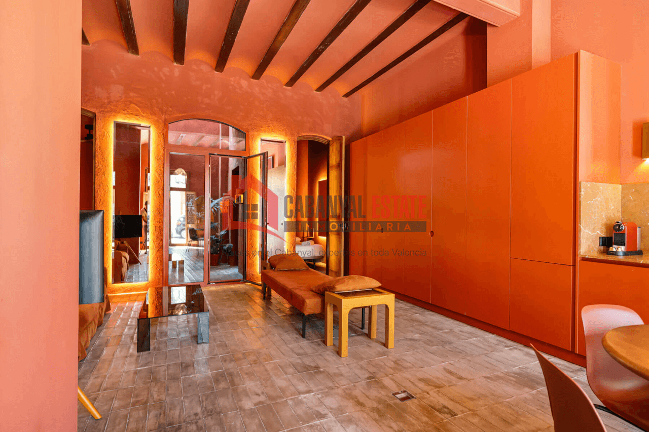 Diseño, historia y ubicación prime: joya reformada en el corazón del Cabanyal