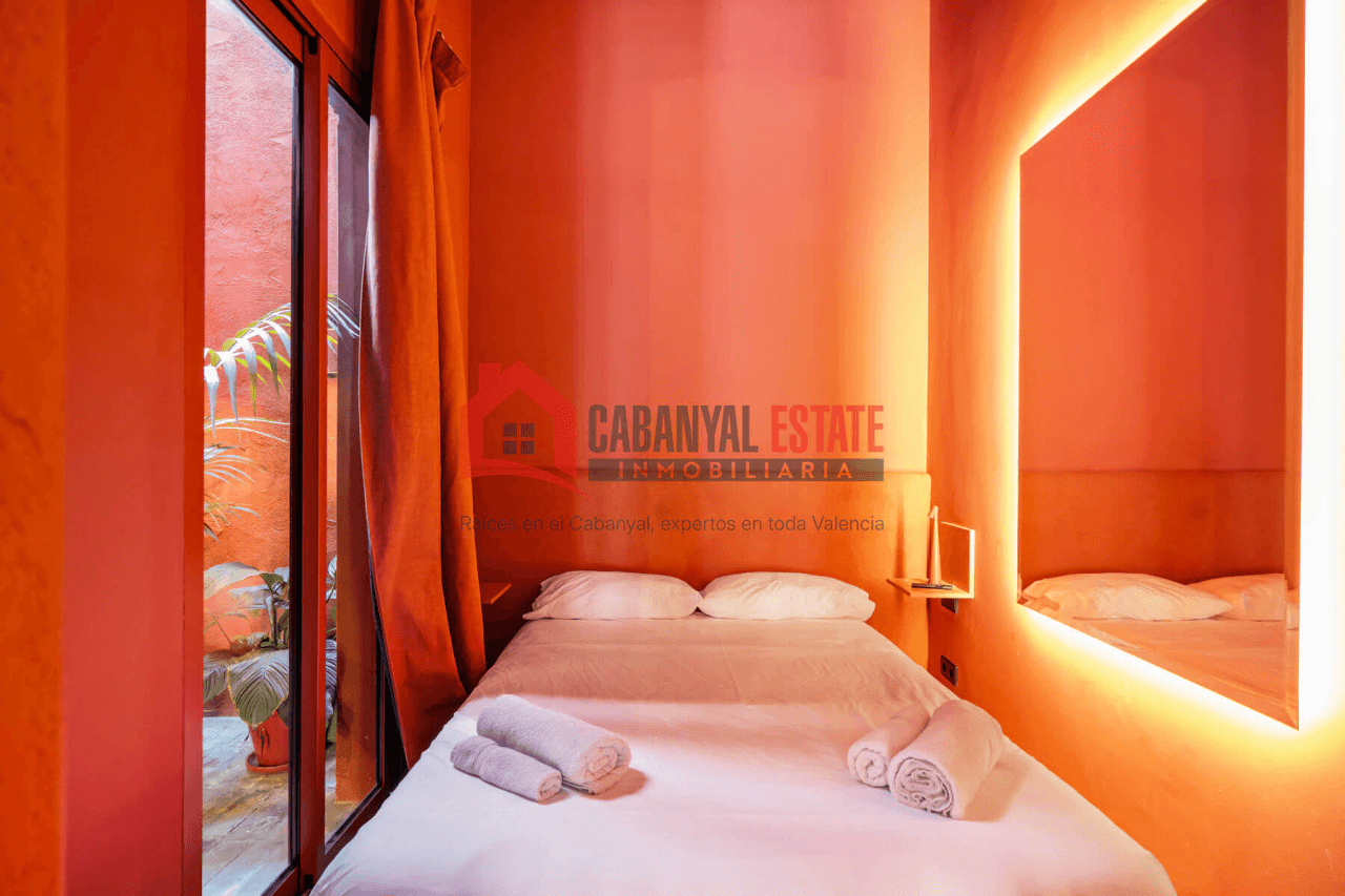 Diseño, historia y ubicación prime: joya reformada en el corazón del Cabanyal