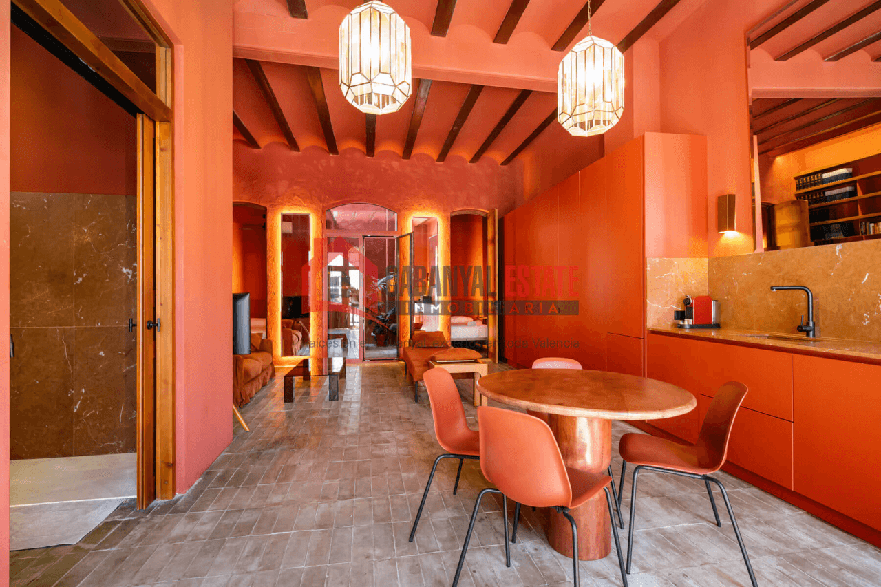 Diseño, historia y ubicación prime: joya reformada en el corazón del Cabanyal