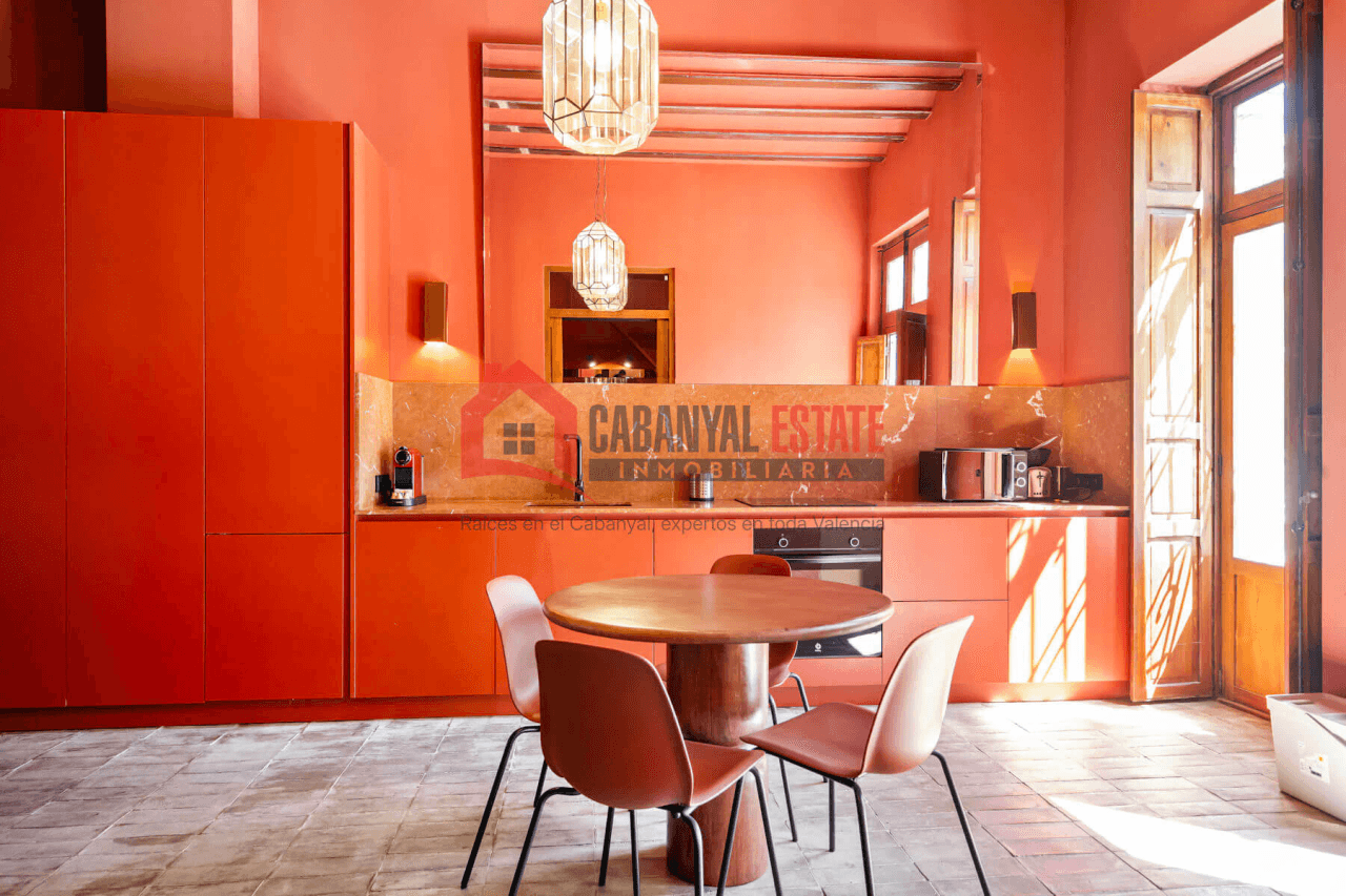 Diseño, historia y ubicación prime: joya reformada en el corazón del Cabanyal