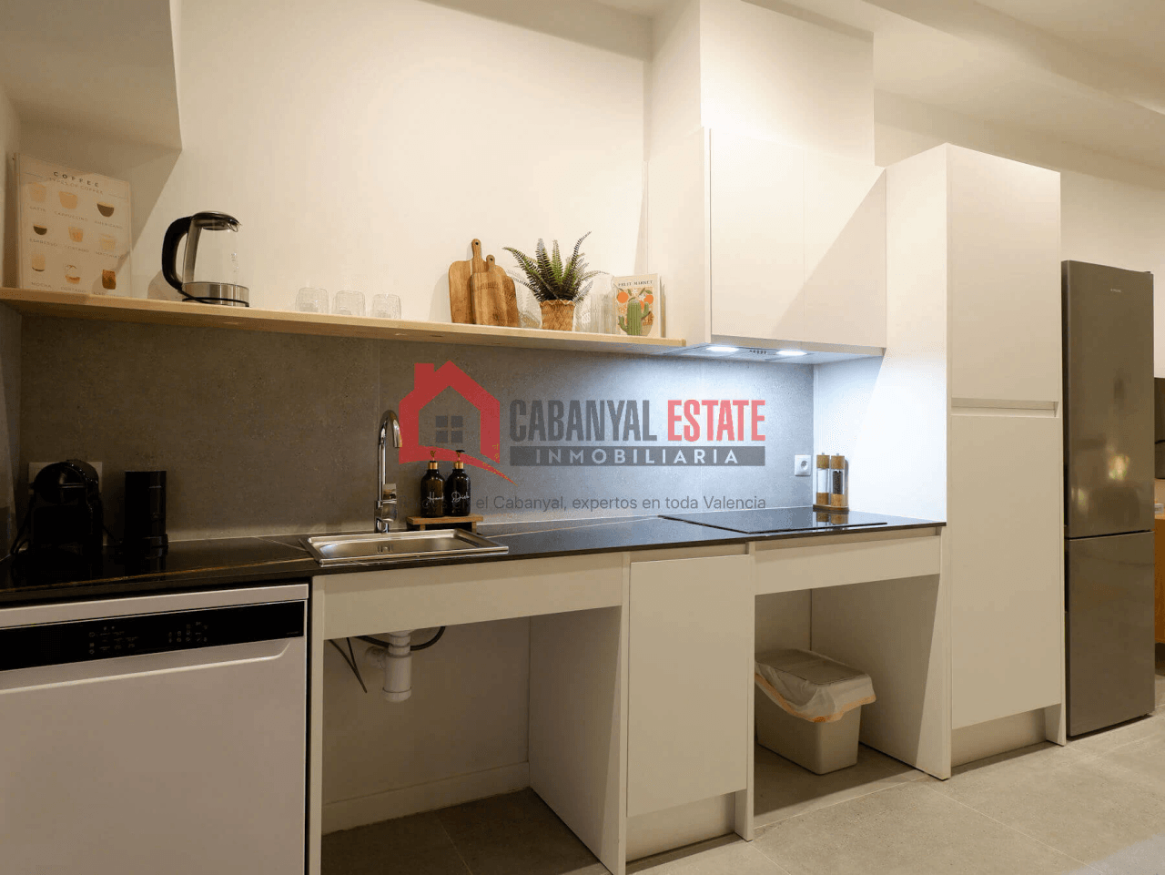 Inversión llave en mano: planta baja reformada con potencial turístico en Patraix