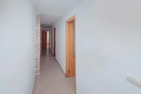Exclusividad y amplitud en el corazón de Lliria. 130 m² útiles. Terraza y vistas.