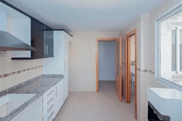 Exclusividad y amplitud en el corazón de Lliria. 130 m² útiles. Terraza y vistas.