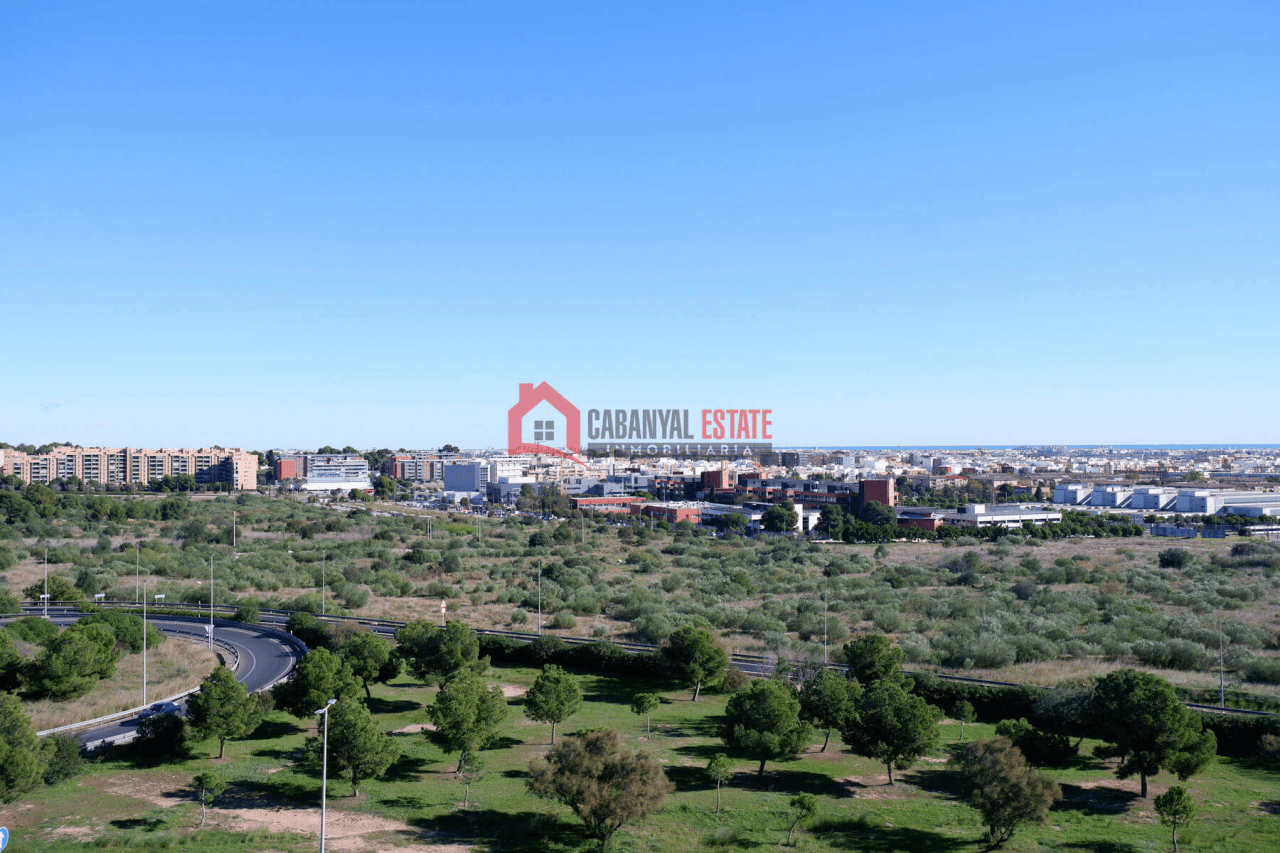 Vistas al mar y máximo confort en Paterna – Calle Frigola