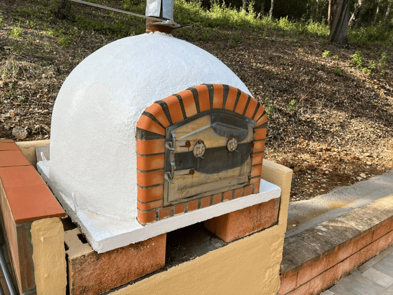 Encantadora finca rústica con chalet en Fuencaliente: Naturaleza, privacidad y confort