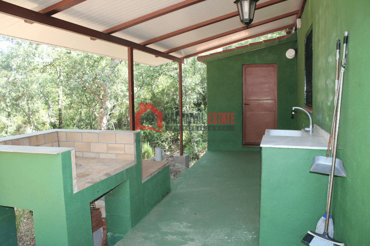 Encantadora finca rústica con chalet en Fuencaliente: Naturaleza, privacidad y confort